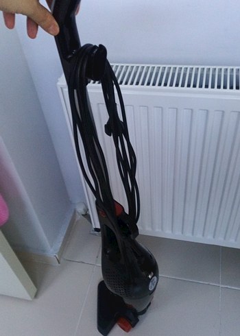 Kırmızı Dikey Elektrikli Süpürge - Görsel 6