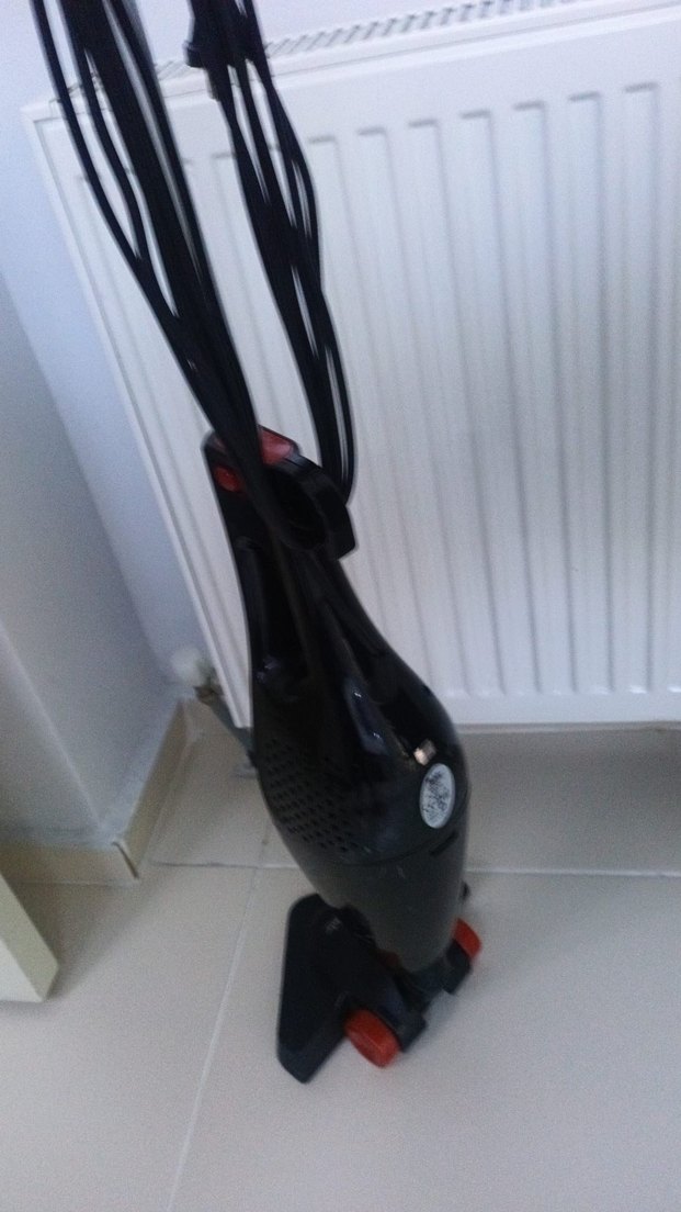 Kırmızı Dikey Elektrikli Süpürge - Görsel 5