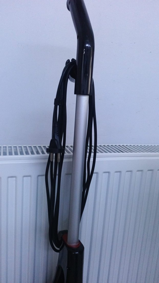 Kırmızı Dikey Elektrikli Süpürge - Görsel 3