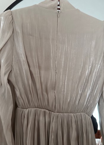 Bej Piliseli abiyeElbise - Görsel 7