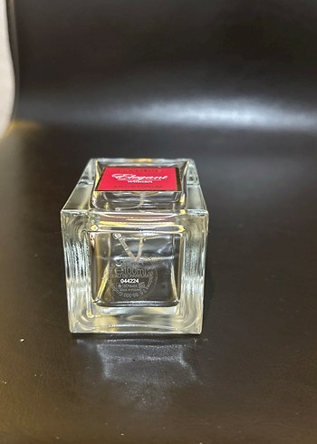 La Rive Elegant Kadın Parfümü - Görsel 2