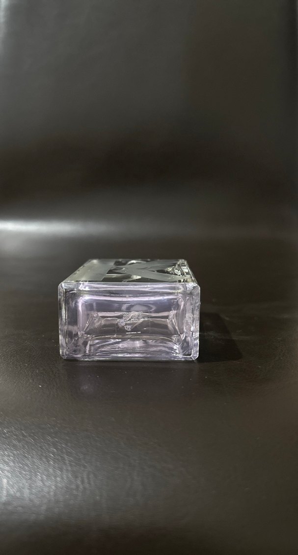 Şeffaf Kadın Parfüm Şişesi - Görsel 3