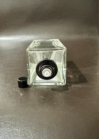 Massimo Dutti Island Accord Kadın Parfümü - Görsel 5