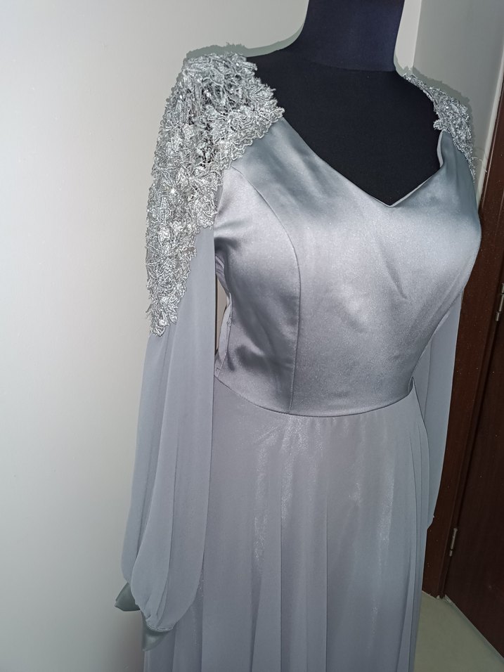 Gri Nakışlı Uzun Kollu Kadın Abiye Elbise - Görsel 2