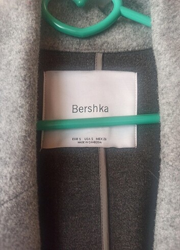 s Beden Bershka kaşe kaban