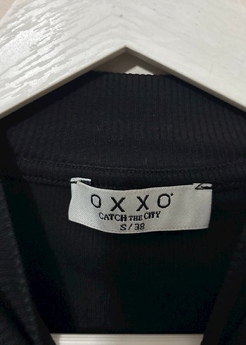 Uzun Kollu Siyah Yüksek Yakalı Kadın Bluz - Görsel 2