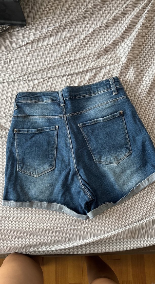 Mavi Bol Kesim Mini Denim Şort - Görsel 2
