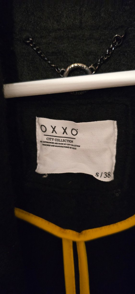 Siyah Uzun Bol Kesim Kışlık Kaban - Görsel 2