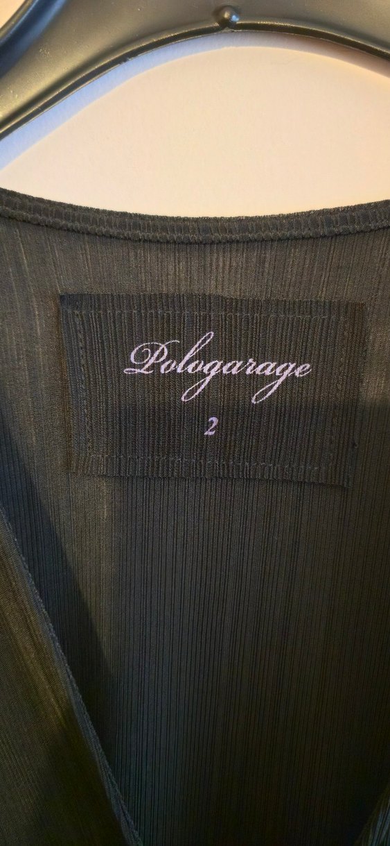 Siyah V Yaka Kadın Bluz - Görsel 5