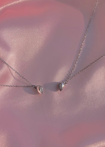 Mıknatıslı Kalp Çift Kolyesi - Görsel 2