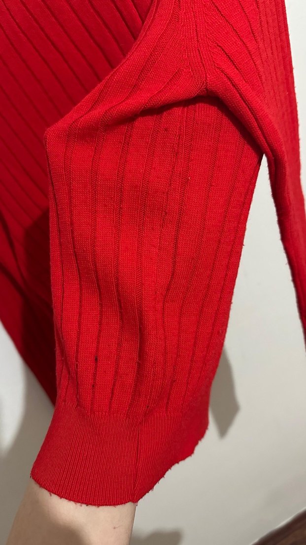 Kırmızı V Yaka Uzun Kollu Triko Kadın Kazak - Görsel 3