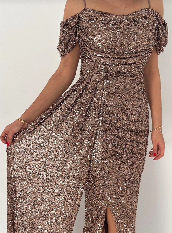 Askılı pelerinli pullu abiye elbise - Görsel 3