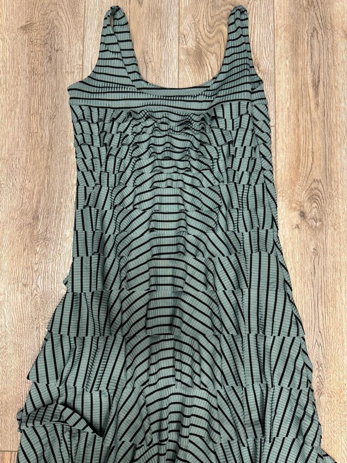 Çizgi Desenli Esnek Kumaş Uzun Elbise - Görsel 2