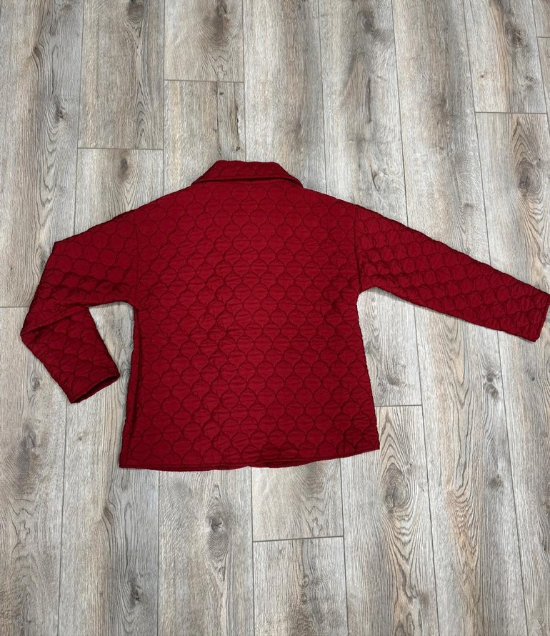 Kırmızı Düğmeli Kadın Kapitone Ceket - Görsel 3