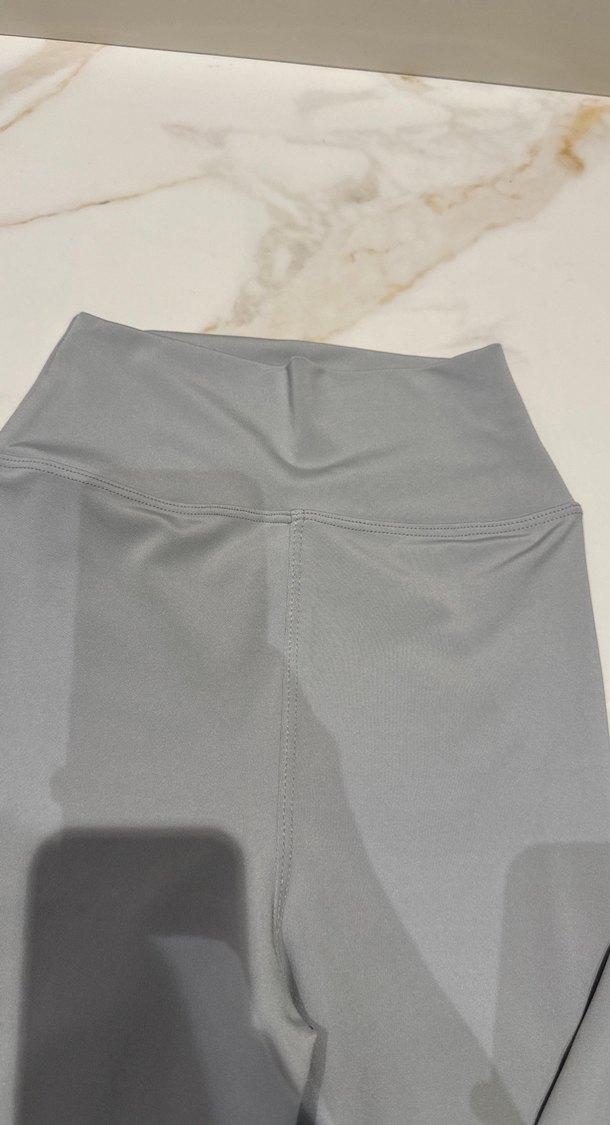 Gri Kadın Spor Tayt, Uzun ve Dar Kesim - Görsel 2