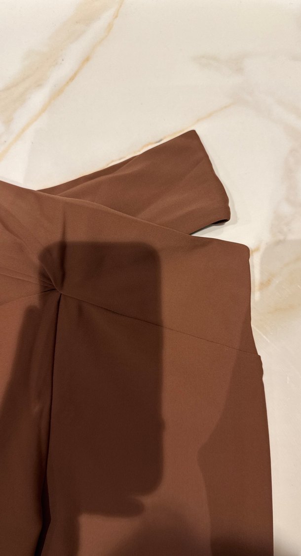 Kahverengi Kemer Detaylı Kadın Tayt - Görsel 3