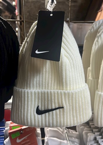 Nike Beyaz Orgu Kadin Erkek Bere