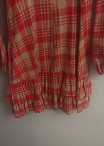 Uzun kollu kırmız elbise - Görsel 3