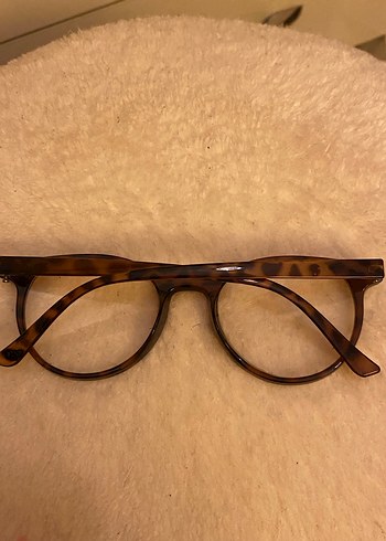 Kahverengi Klasik Kadın Gözlüğü - Görsel 2