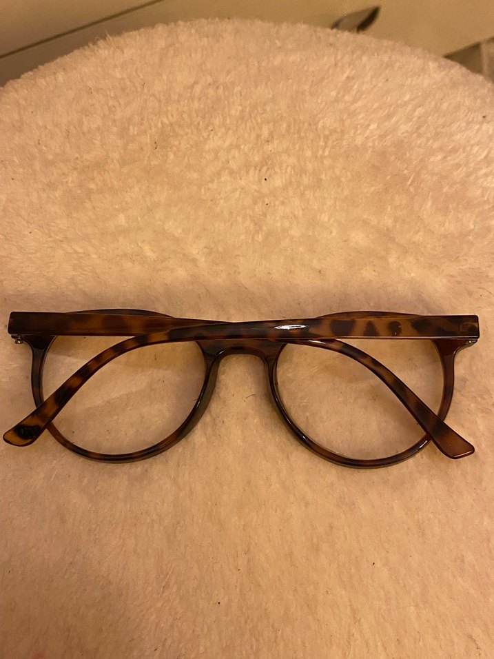 Kahverengi Klasik Kadın Gözlüğü - Görsel 2