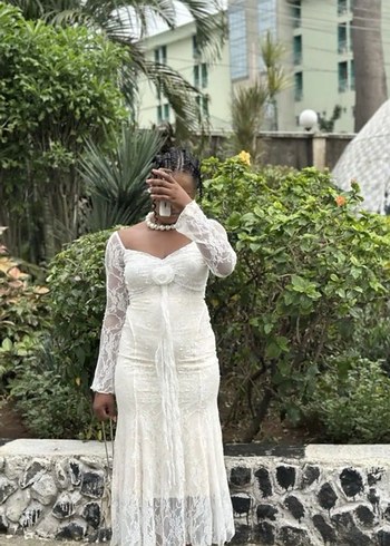 Dantel Detaylı Beyaz Uzun Kadın Elbise - Görsel 6