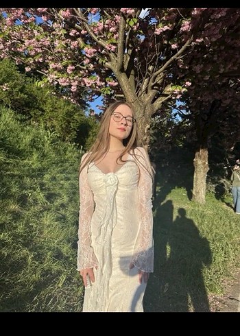 Dantel Detaylı Beyaz Uzun Kadın Elbise - Görsel 4