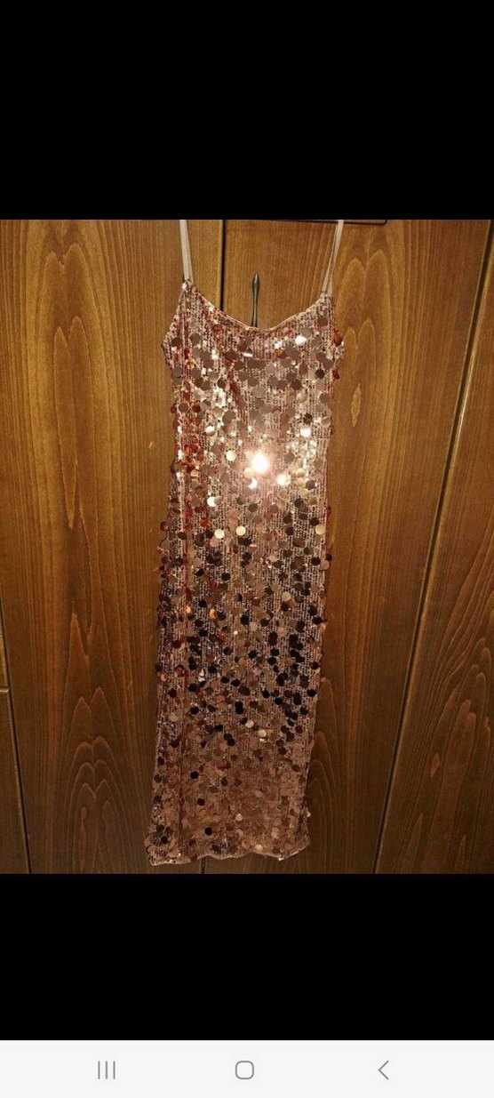 Altın Renkli Payetli Abiye Elbise - Görsel 2