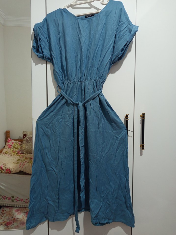 Mavi elbise - Görsel 3