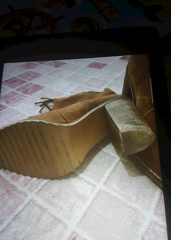 Püsküllü Kahverengi Süet Kadın Bot - Görsel 4