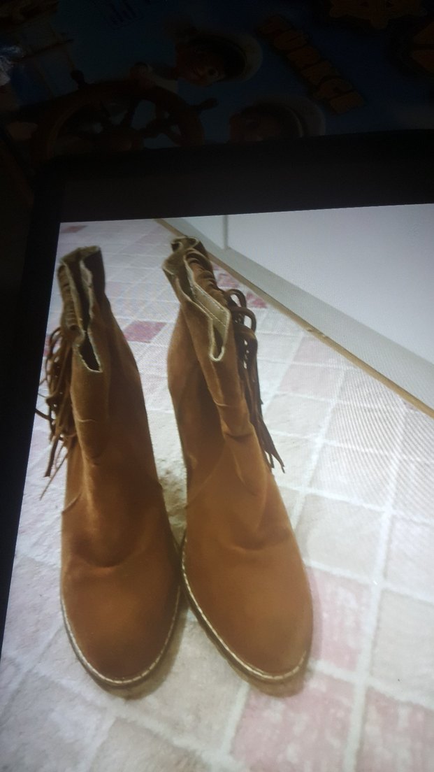 Püsküllü Kahverengi Süet Kadın Bot - Görsel 5