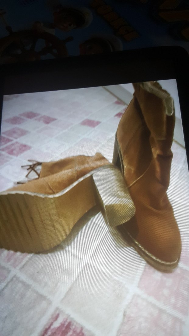 Püsküllü Kahverengi Süet Kadın Bot - Görsel 3