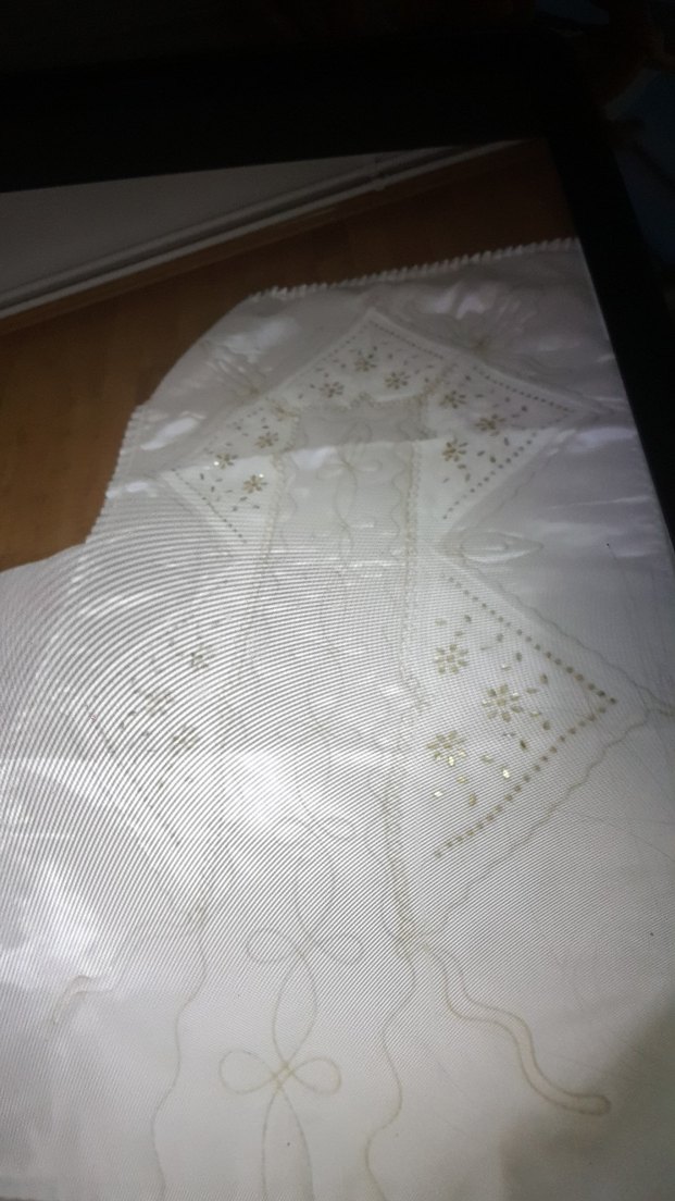 İşlemeli Beyaz Parlak seccade - Görsel 3