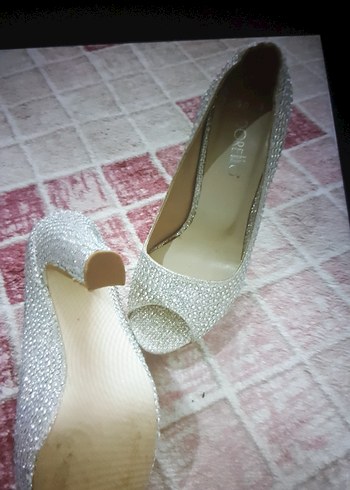 Beyaz Payetli Yüksek Topuklu Kadın Abiye Ayakkabı - Görsel 2