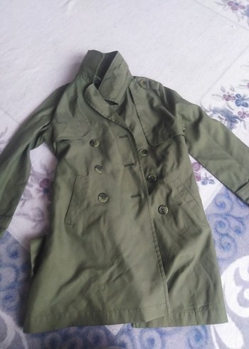 Düğmeli Yeşil Kadın Trençkot - Görsel 2