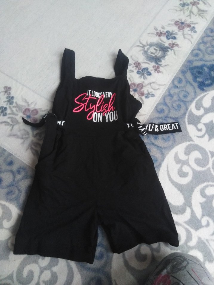 Kızlar İçin Siyah Gotik Askılı Tulum - Görsel 3