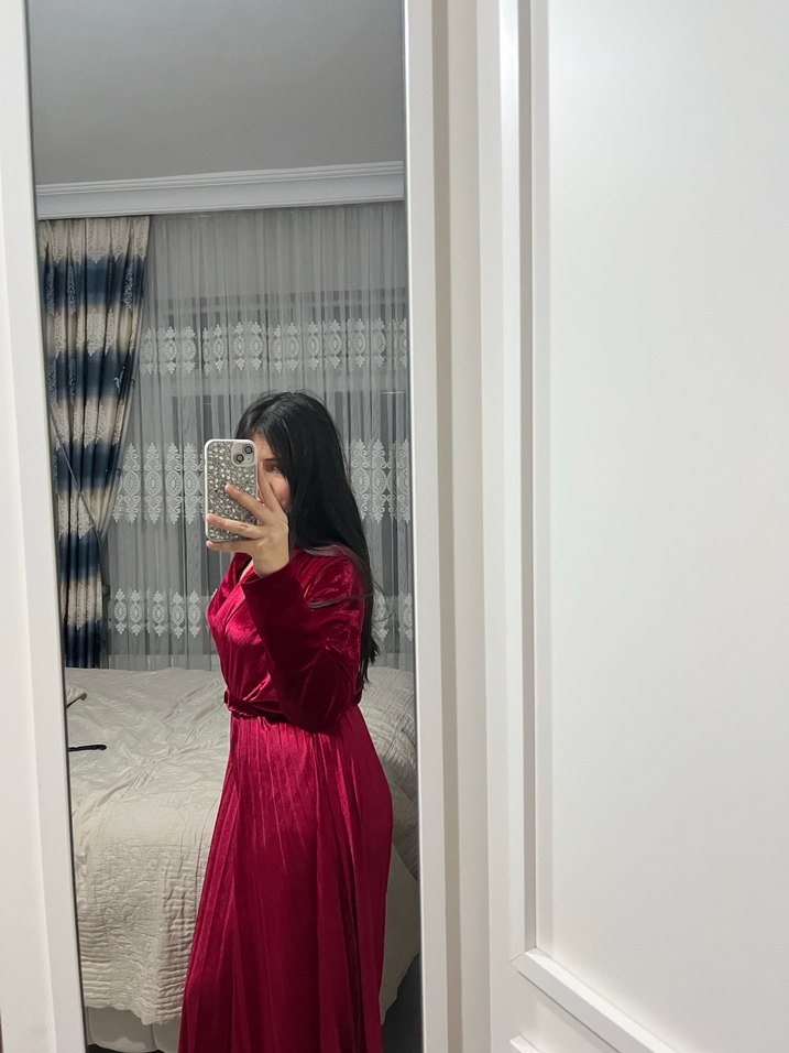 Kırmızı Uzun Drapeli Kadın Elbise - Görsel 2