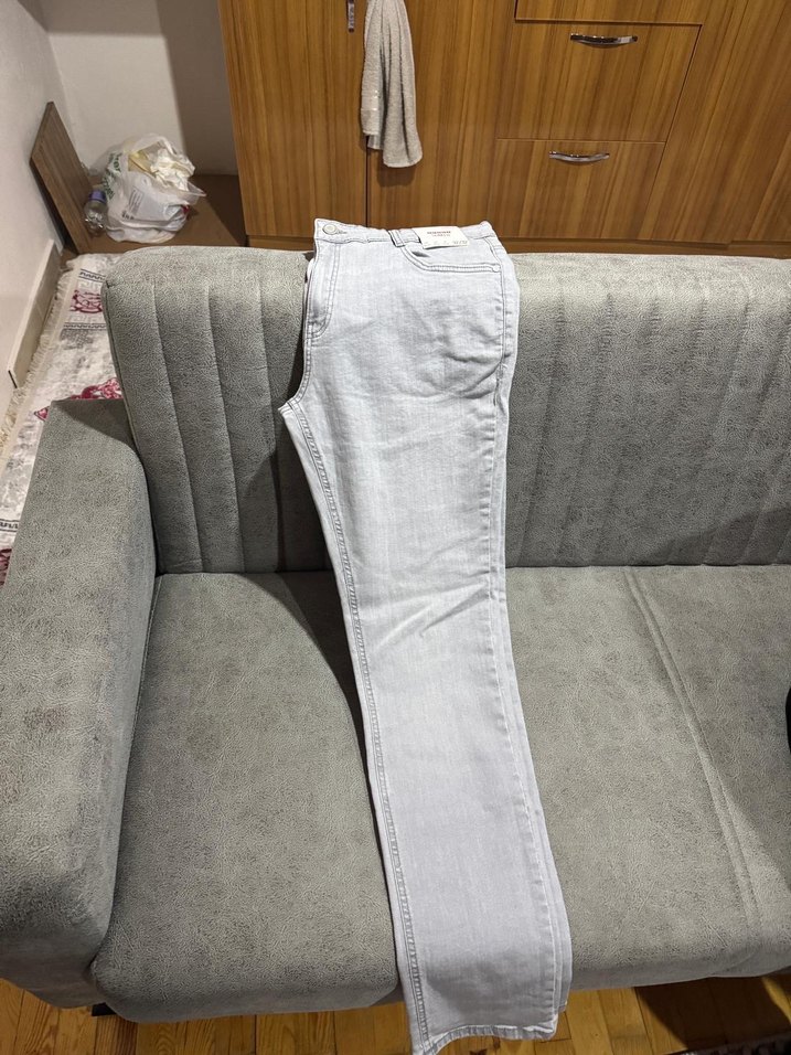 Gri renk erkek kot pantolon - Görsel 2