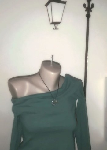 Su Yeşili Madonna Yaka Kısa Kazak - Görsel 2