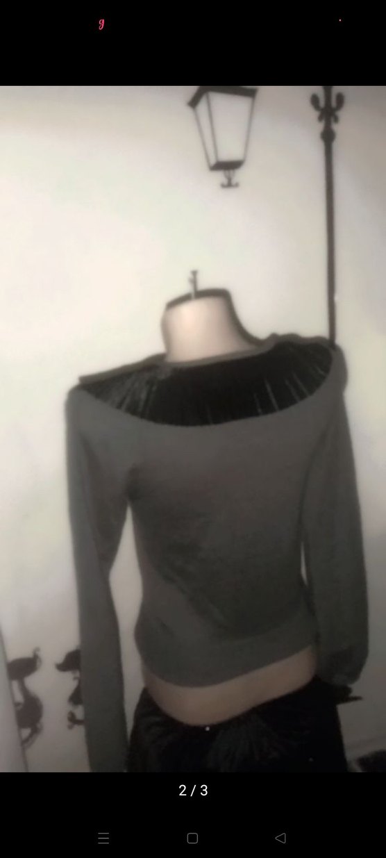 Gri Uzun Kollu Fırfırlı Gotik Hırka - Görsel 2