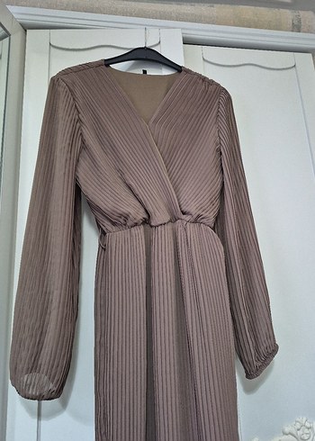 Bej Pilili Uzun Kadın Elbise - Görsel 2