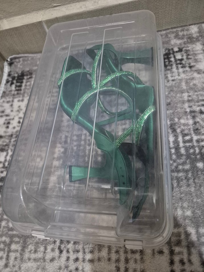 Yeşil Payetli Stiletto Topuklu Kadın Ayakkabı - Görsel 3