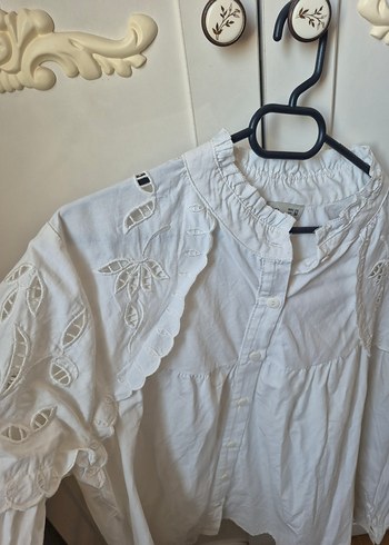 Düğmeli Beyaz Pamuklu Bohem Gömlek - Görsel 2