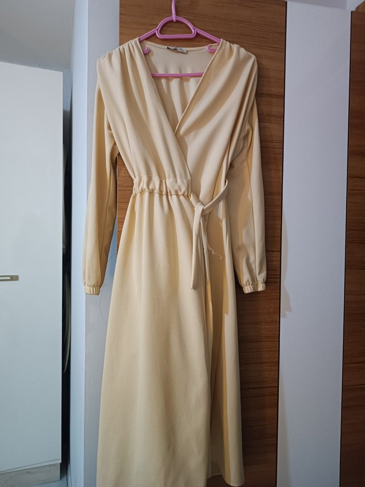 Bej Uzun Kollu V Yakalı Kadın Elbise - Görsel 2