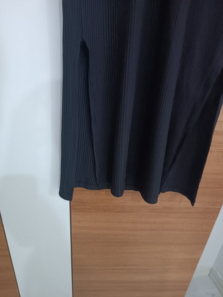 Siyah V Yaka  Uzun Elbise - Görsel 3