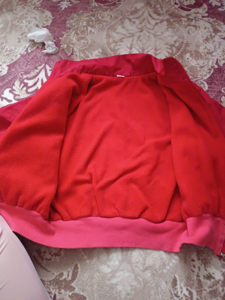 Kız Çocuk Kapüşonlu Kırmızı Düğmeli Ceket - Görsel 4