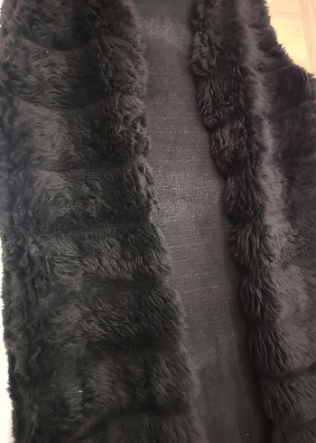 Siyah Uzun Kürk Detaylı Kadın Yelek - Görsel 2