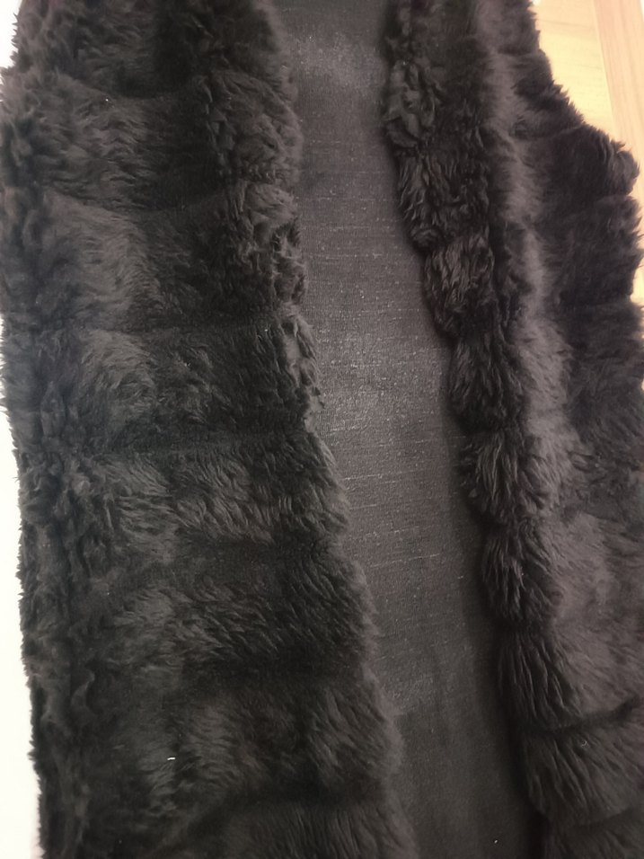 Siyah Uzun Kürk Detaylı Kadın Yelek - Görsel 2