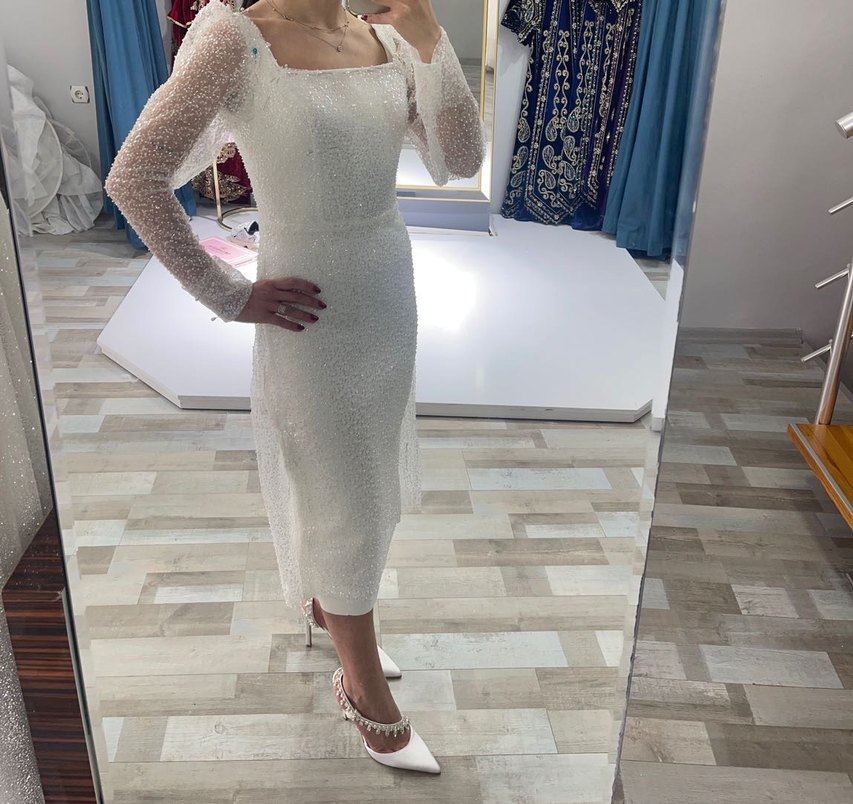 Dantel Detaylı Uzun Kollu Beyaz Nişan Elbisesi - Görsel 4