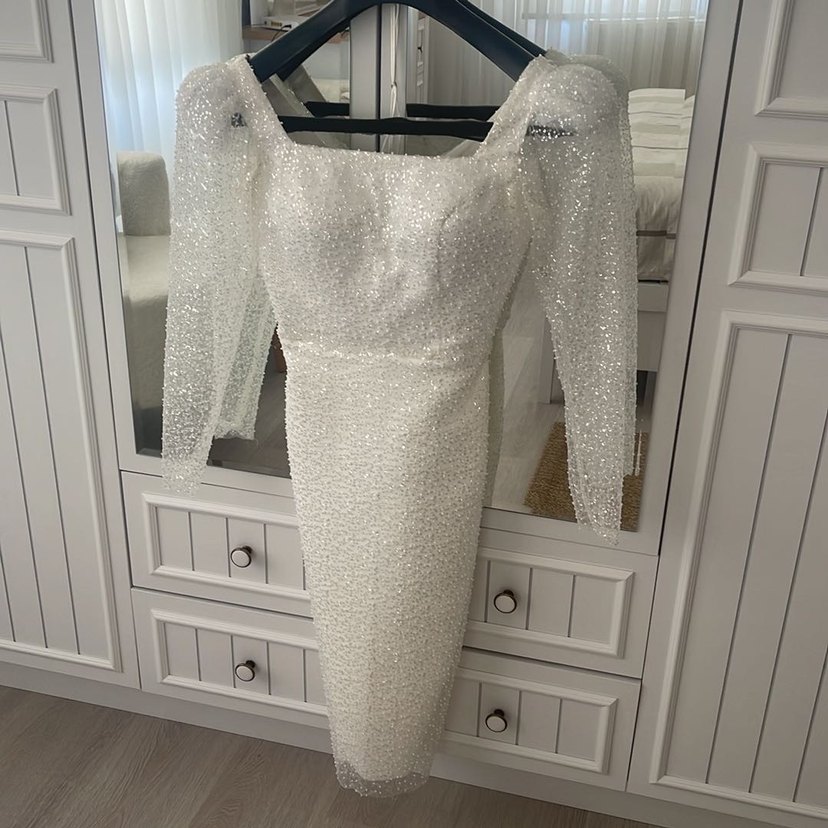 Dantel Detaylı Uzun Kollu Beyaz Nişan Elbisesi - Görsel 5