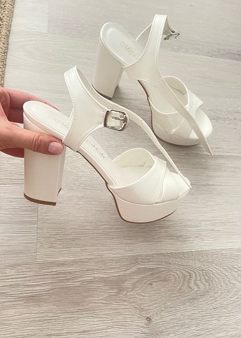 Beyaz Platform Topuklu Kadın Abiye Ayakkabı - Görsel 5